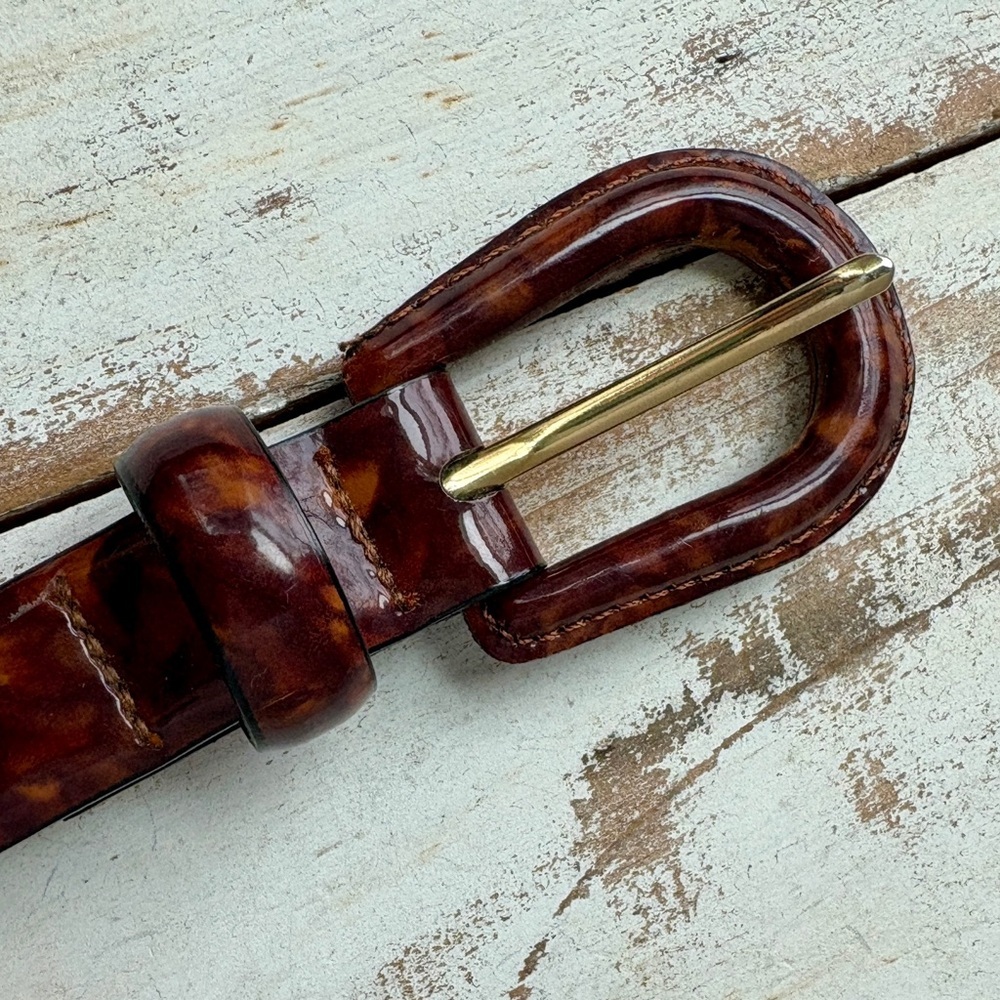Polished Brown Tortoiseshell Patent Belt with Gold Buckle